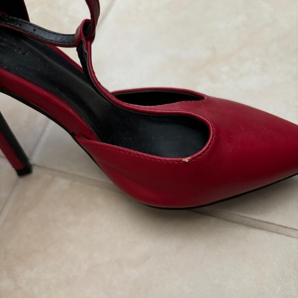 High heel shoes - Picture 5 of 6